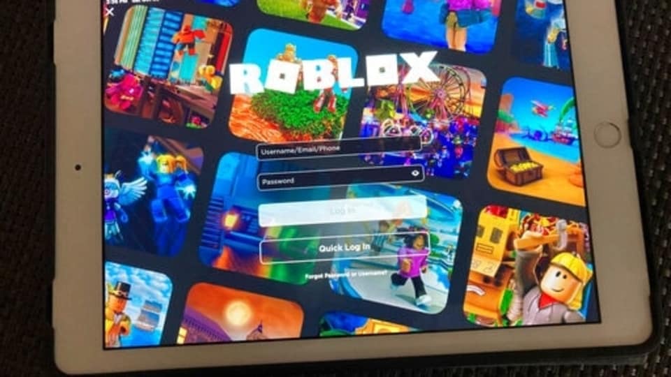  Roblox Review: The Game That Keeps on Giving (Diamonds, That Is!)